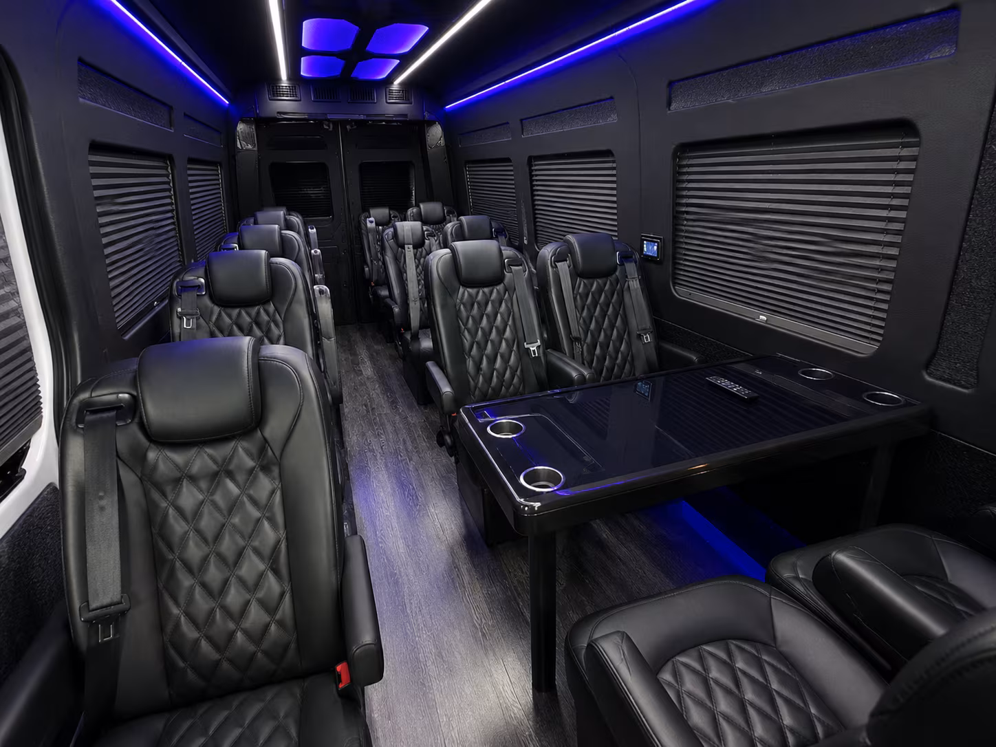 Rent a Bus to Six Flags Great Adventure