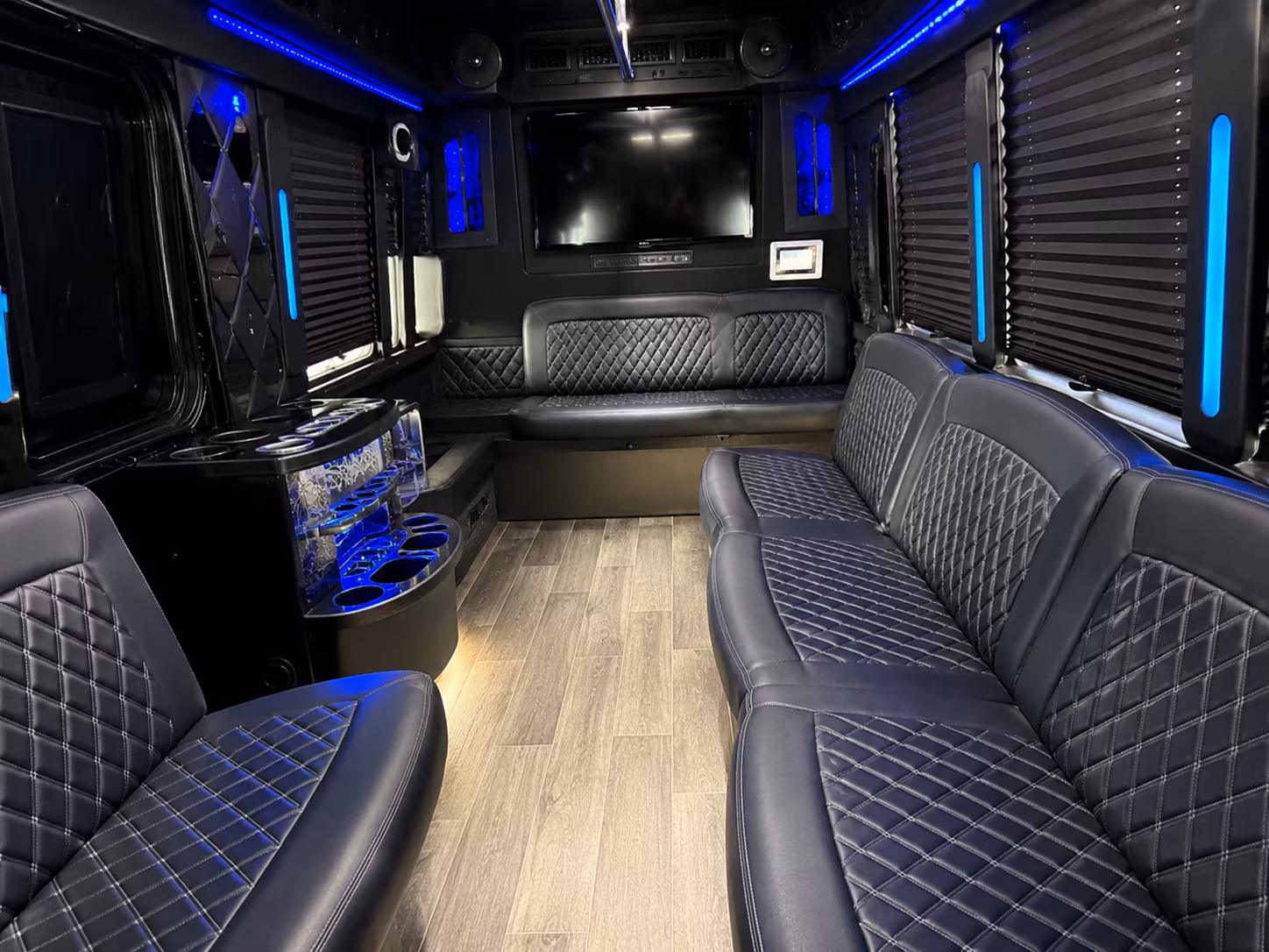 Bloomfield Homecoming & Prom Party Bus Rentals