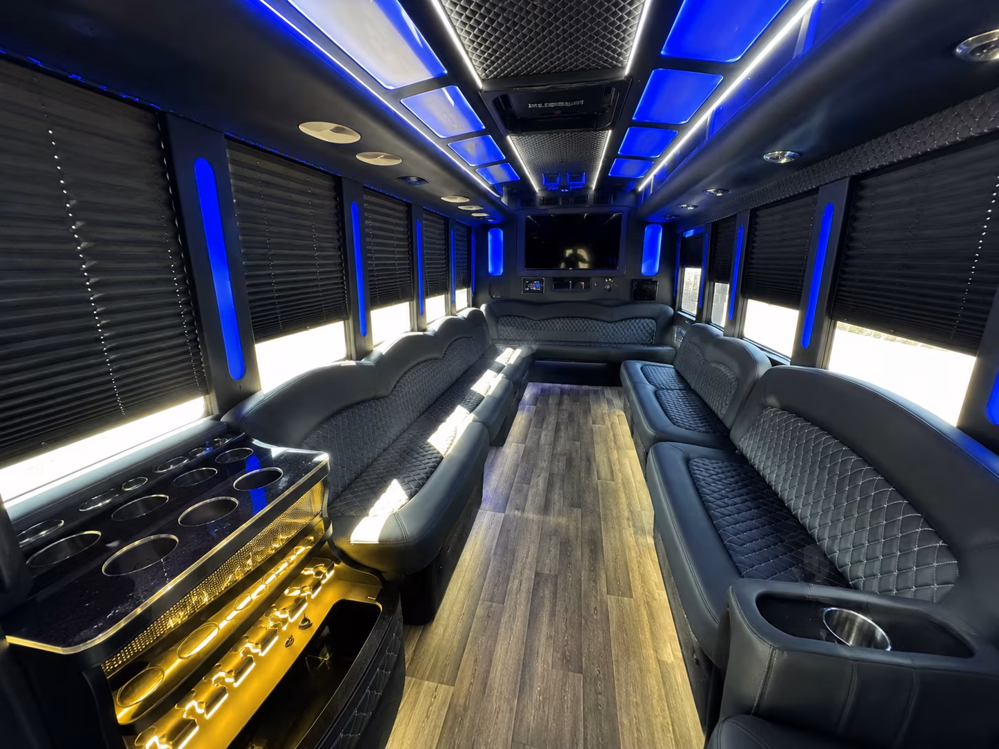 Manhattan Birthday, Sweet 16, & Quinceañera Party Bus Rentals