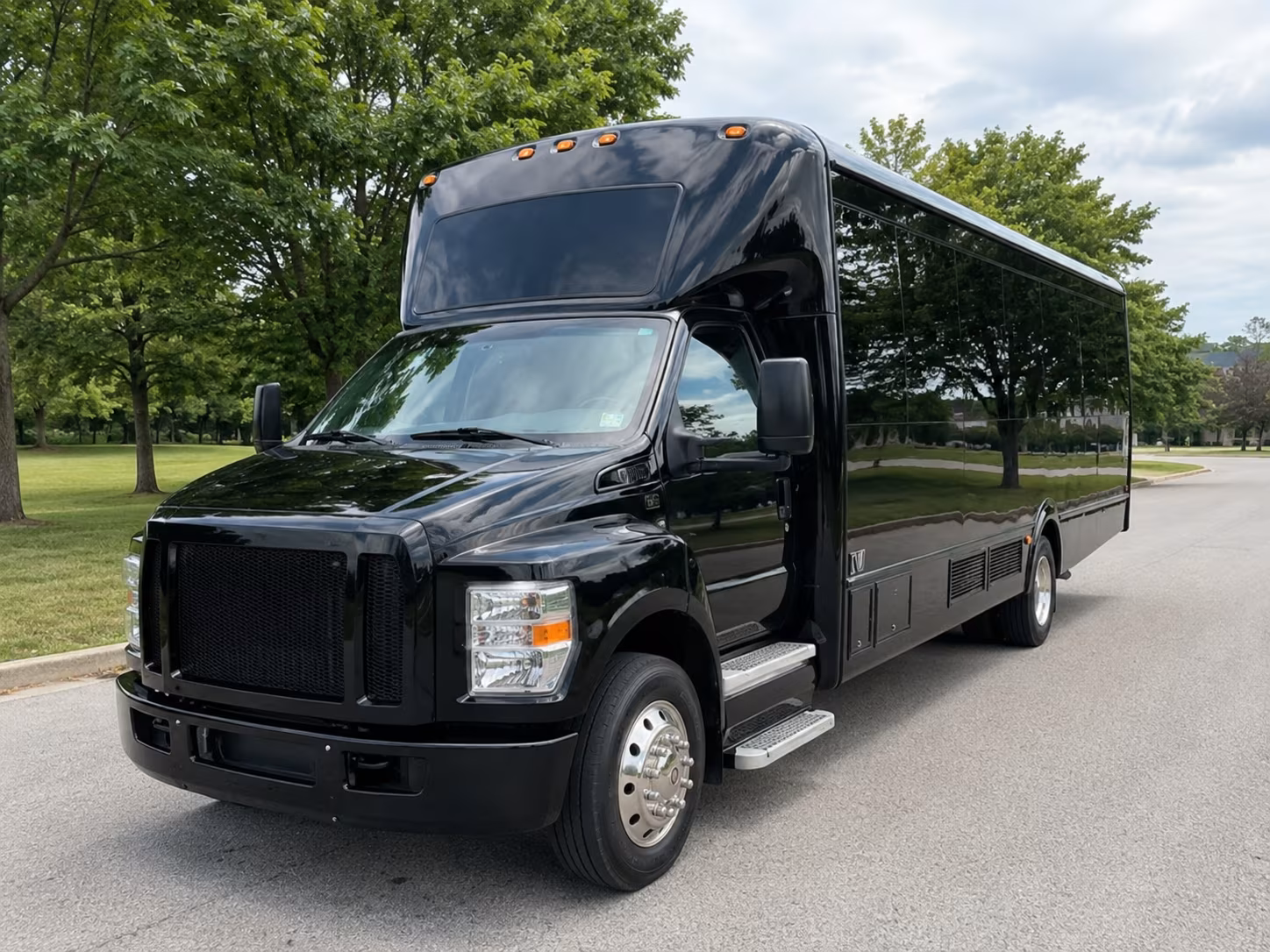 Paterson Winery Tour & Pub Crawl Transportation party bus exterior
